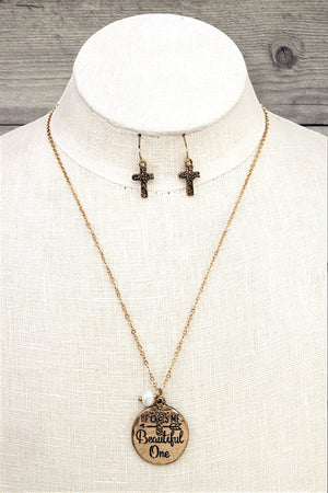 BEAUTIFUL MESSAGE ETCHED COIN PENDANT NECKLACE CROSS EARRING SET