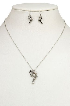 FLAMINGO PENDANT NECKLACE SET