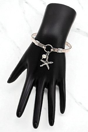 STARFISH CHARM BANGLE BRACELET