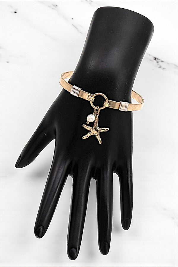 STARFISH CHARM BANGLE BRACELET