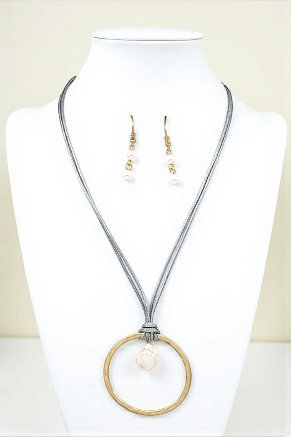 PEARL PENDANT CORD NECKLACE SET