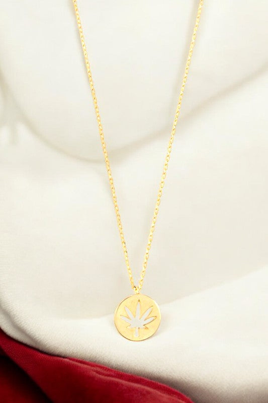 CANNABIS LEAF CUT OUT PENDANT NECKLACE