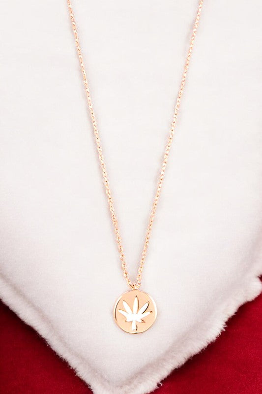 CANNABIS LEAF CUT OUT PENDANT NECKLACE