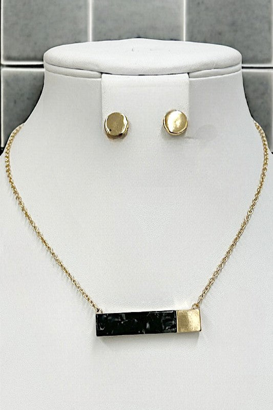 Bar Pendant Necklace Set