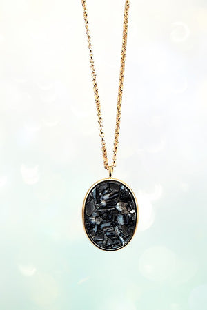 OVAL LUCITE PENDANT LONG NECKLACE AND BALL STUD EARRING SET