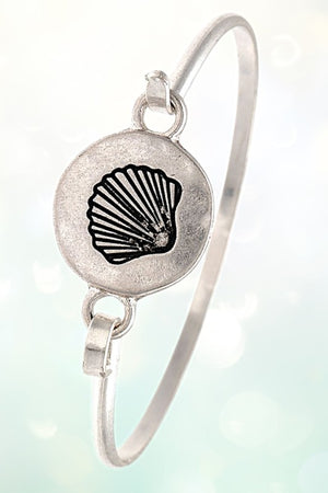 SEASHELL ETCHED BANGLE BRACELET