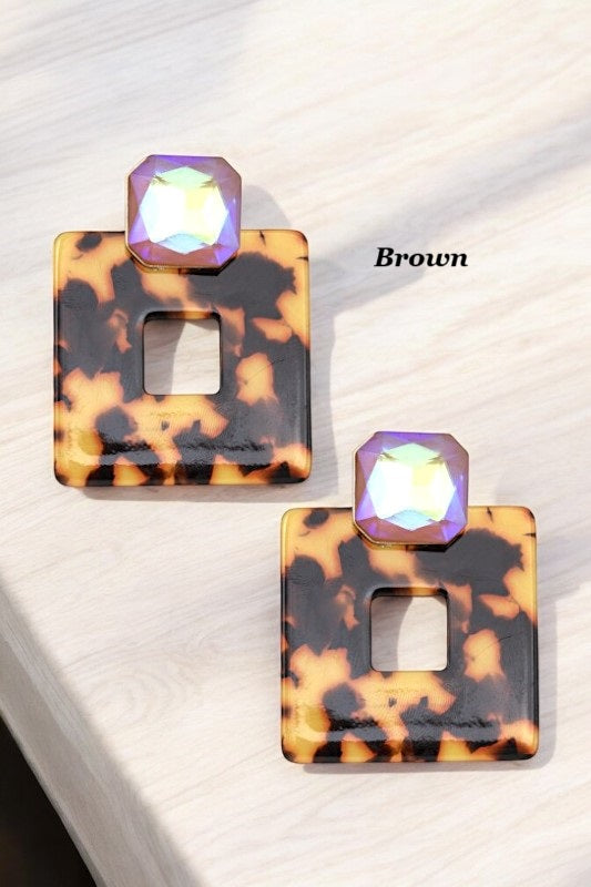 GEM ACCENT SQUARE RESIN DROP EARRING