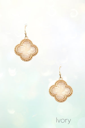 CLOVER ACETATE DROP EARRING