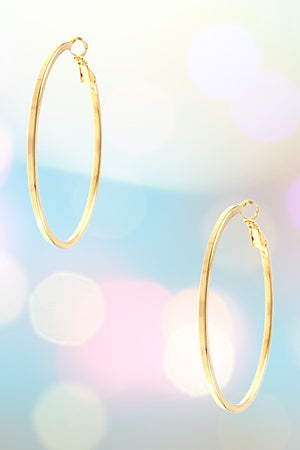 SOLID HOOP EARRING