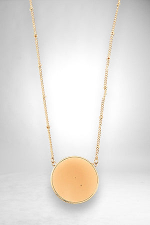 ROUND FLAT SEE THROUGH PENDANT NECKLACE