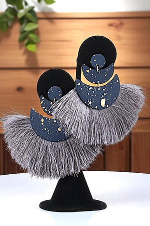 MULTI LINK METAL FAN FRINGE ACCENT EARRING