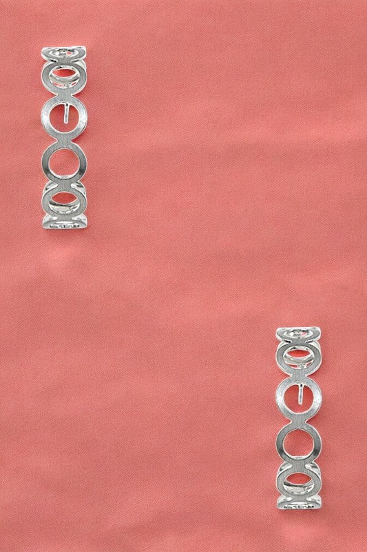 CIRCLE LINK SEMI HOOP EARRING