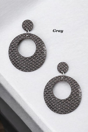 SNAKE PATTERN ROUND DROP EARRING