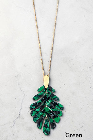 ACETATE LEAF PENDANT ELONGATED GOLD CHAIN NECKLACE