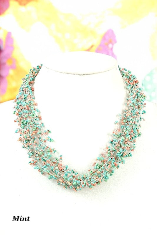 CLUSTER BEAD CHUNKY COLLAR NECKLACE