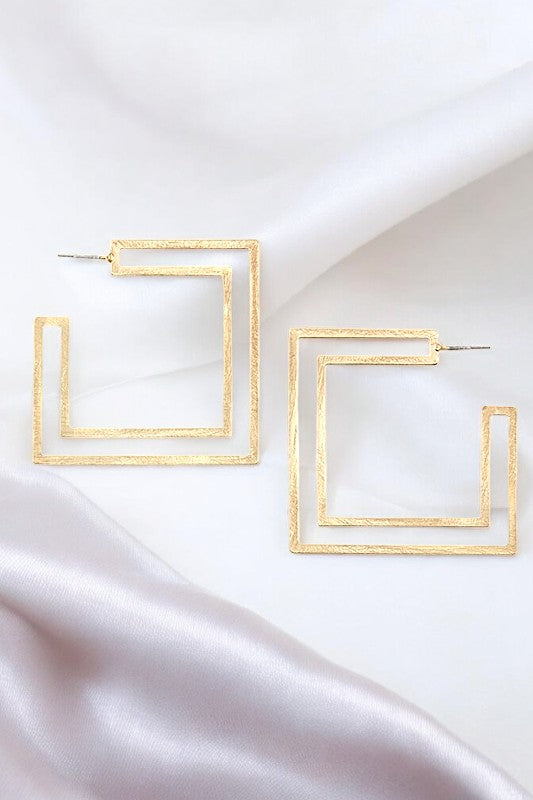 SQUARE CUT OUT EARRING