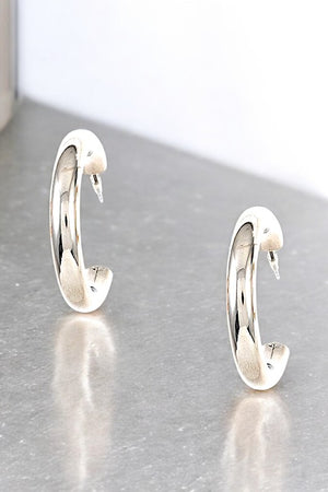 SEMI HOOP TUBE EARRING