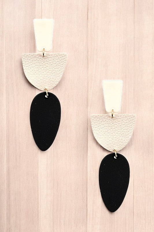 GEO LINK SHAPE DROP EARRING