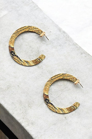 FLAT WOOD LIKE SEMI C HOOP EARRING