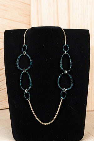 HAMMERED OVAL CUT OUT LINK LONG NECKLACE