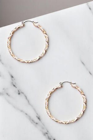 WOVEN PATTERN HOOP EARRING