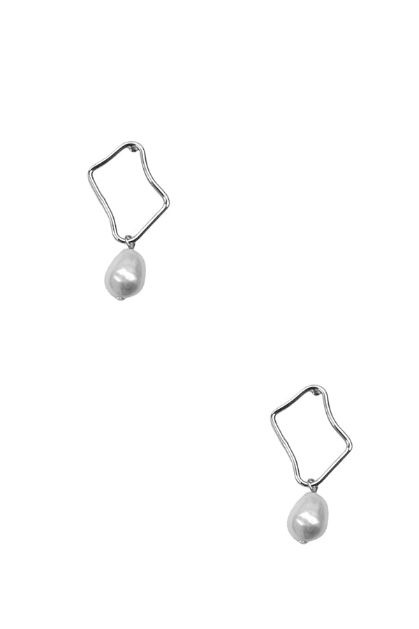 Free Shape Pearl Link Drop Earring