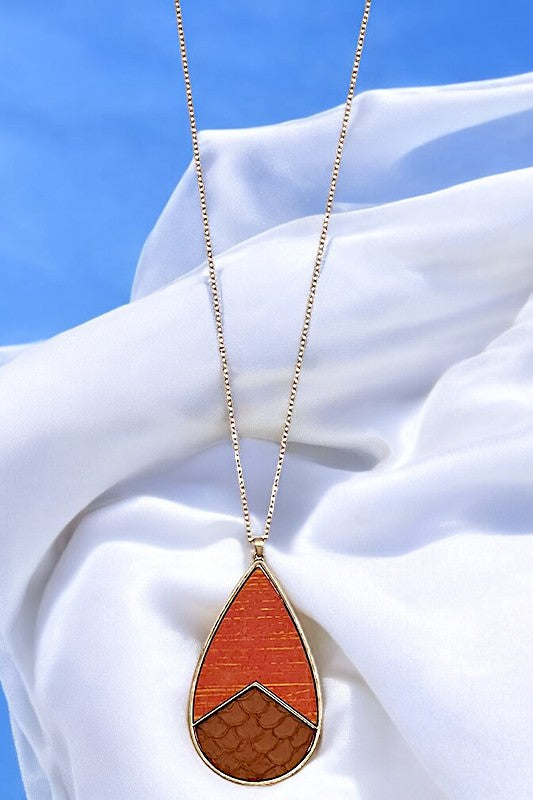 Genuine Leather Teardrop Pendant Long Neklace Set