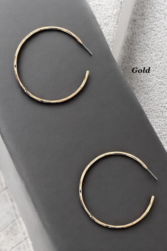 HAMMERED SEMI HOOP EARRING