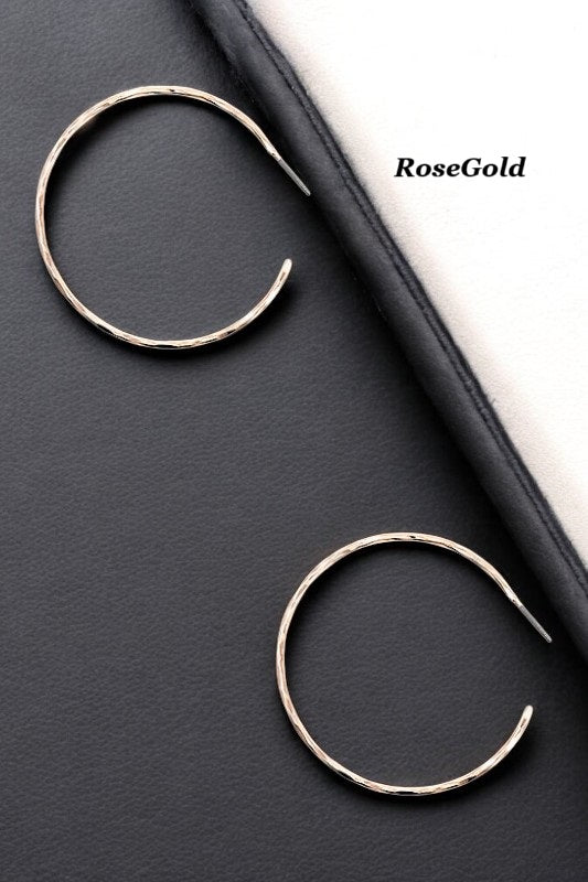 HAMMERED SEMI HOOP EARRING