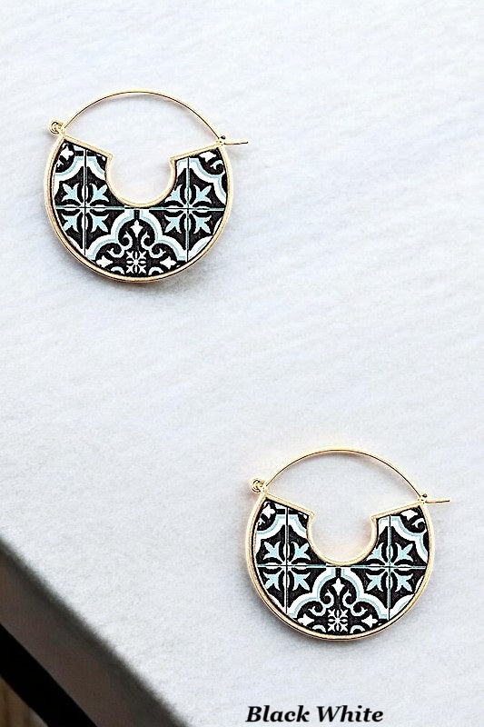 MIX PRINT SEMI CIRCLE SEMI HOOP EARRING