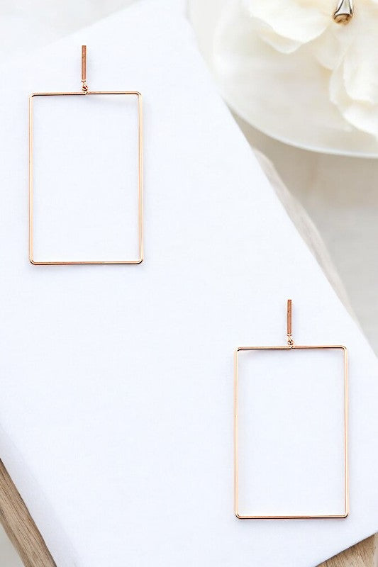 RECTANGULAR DANGLE EARRING