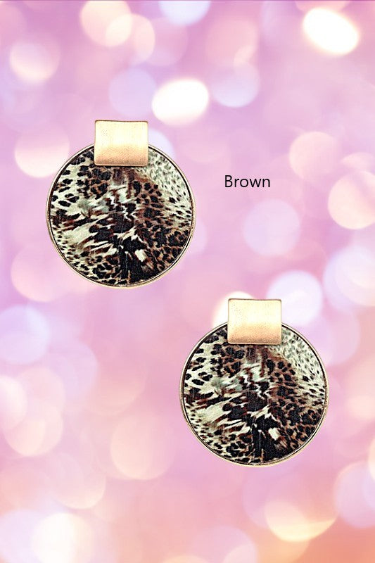 ANIMAL WOOD PRINT ROUND POST EARRING