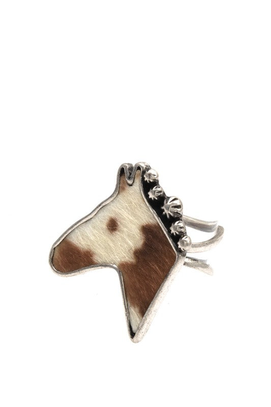 HORSEHEAD DETAIL CUFF RING