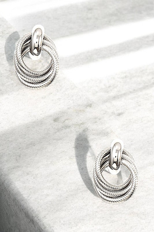 INTERLOCKED RING DROP EARRING