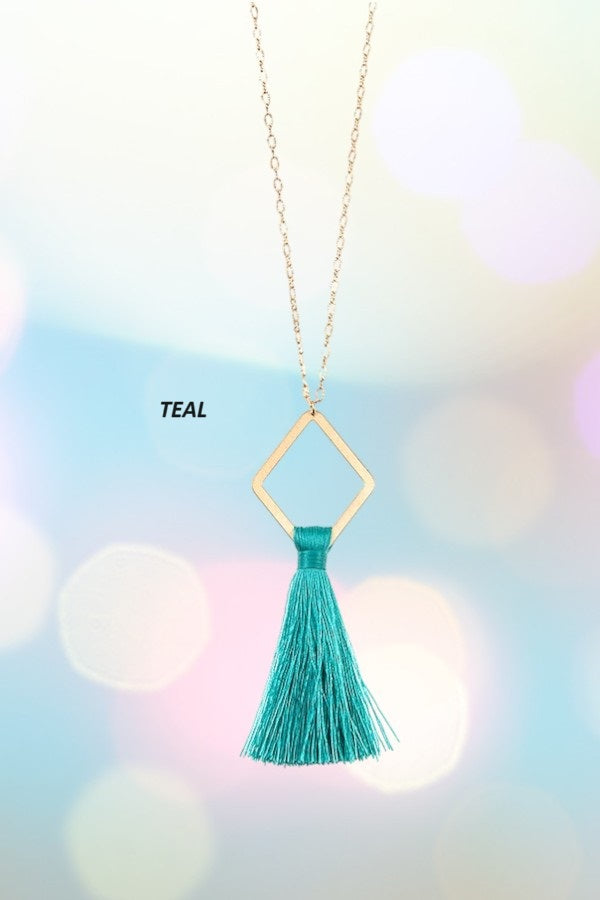 ELONGATED DIAMOND TASSEL PENDANT NECKLACE SET