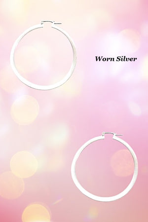 LARGE CURVED HOOP EARRING