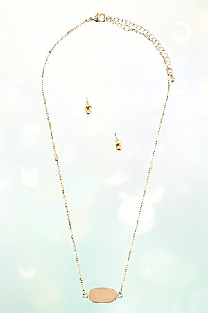 OVAL METAL PLATE PENDANT NECKLACE SET