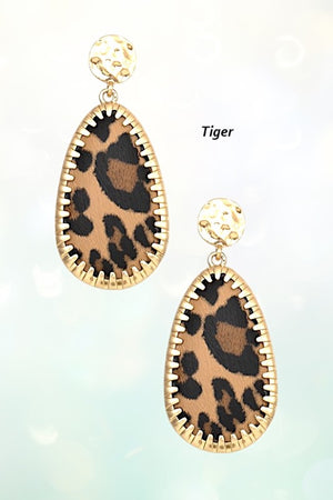 FRAMED ANIMAL PRINT DANGLE EARRING