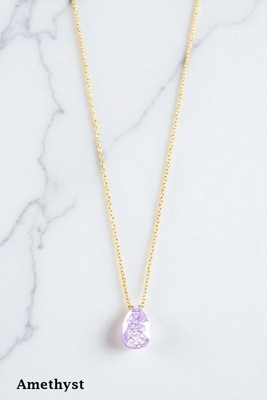 FACETED GEM PENDANT NECKLACE