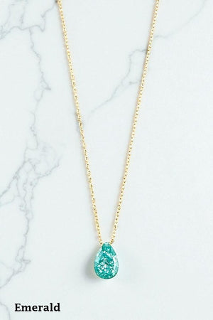 FACETED GEM PENDANT NECKLACE