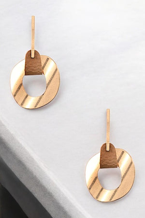 WAVY DISK DANGLE FAUX LEATHER STRAP EARRING