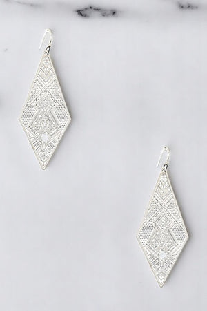 DIAMOND SHAPE CUT OUT DANGLE EARRING