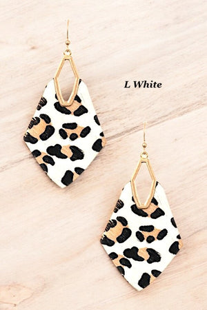 ANIMAL PRINT DIAMOND SHAPE DANGLE EARRING