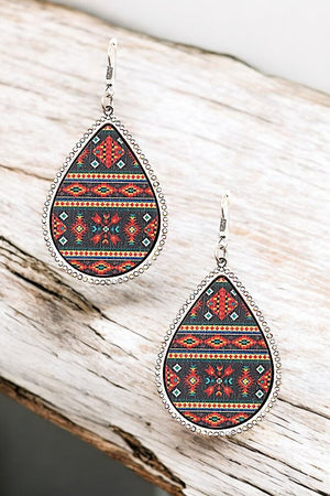 TRIBAL PATTERN TEARDROP EARRING