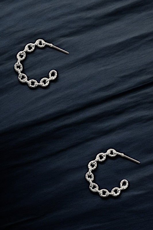 CHAIN SEMI HOOP EARRING