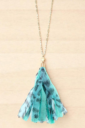 ELONGATED ANIMAL PRINT TASSEL NECKLACE SET