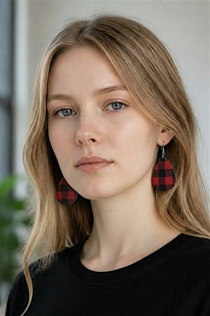 CHECKERED PRINT TEARDROP EARRING