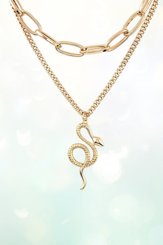 CHUNKY CHAIN LAYERED SNAKE PENDANT NECKLACE