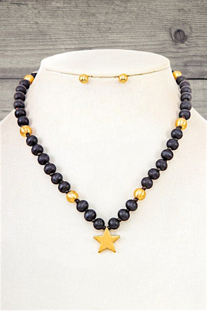 ROUND WOOD BEAD STAR PENDANT NECKLACE SET