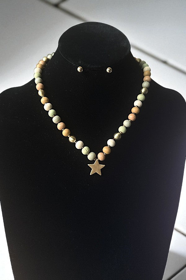 ROUND WOOD BEAD STAR PENDANT NECKLACE SET
